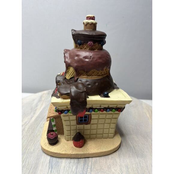 LEMAX Delightful Dip Chocolate Shop Lighted LED Christmas Decor Used. No Plug - Picture 3 of 9